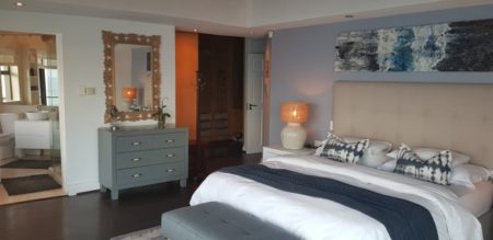 Bedroom with En-Suite at the Luxury Villa