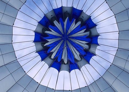 Looking up into the hot air balloon